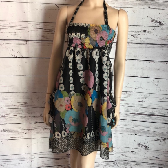 yessica Dresses & Skirts - Yessica pocketed tube halter floral dress
